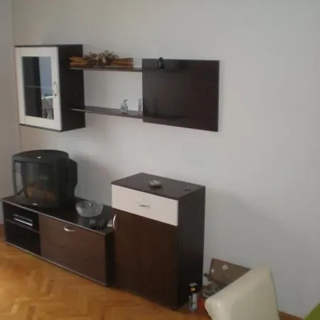 Апартаменты Wunderschoene In Mit Grill Und Garten Und Meerblick *